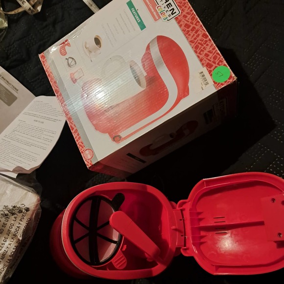 NEW Red Kitchen Selectives Colors Single Serve Coffee Maker RED - Picture 6 of 7